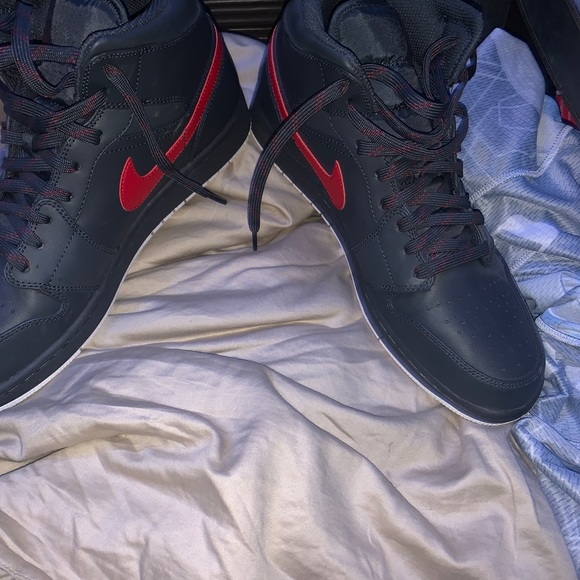 Gucci and jordans *authentic no bs* - Picture 3 of 9